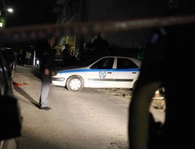 Ηράκλειο: Αλλοδαποί έβγαλαν μαχαίρι σε αστυνομικό